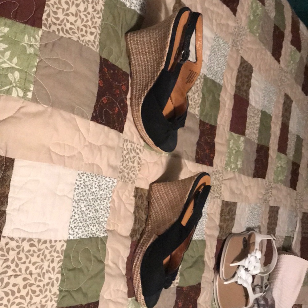 Wedges - Picture 2 of 4
